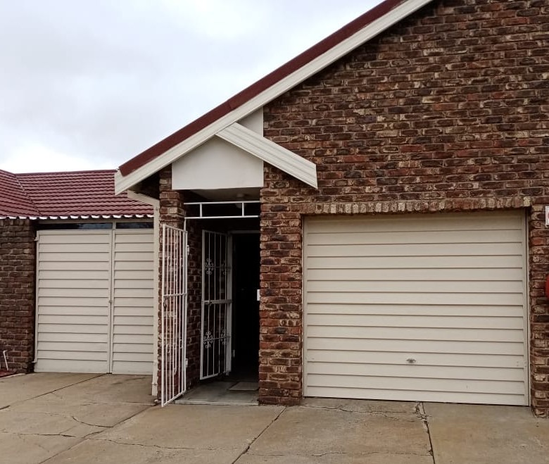 2 Bedroom Property for Sale in Parys Free State